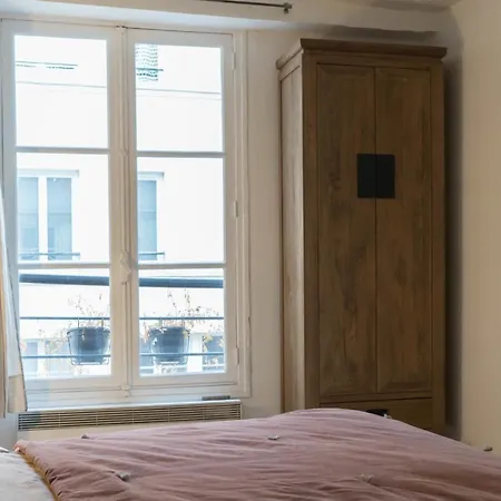 Splendid Stylish Apt With A Stamp At Les Halles Apartment Paris