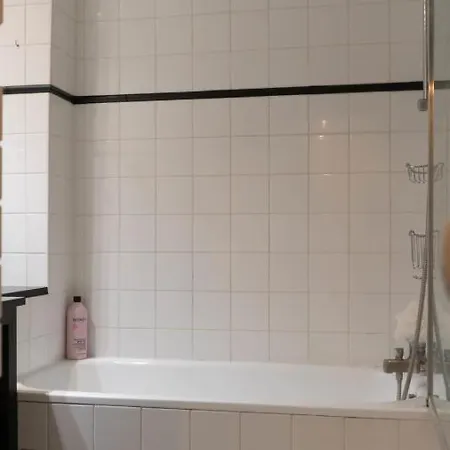 Apartment Splendid Stylish Apt With A Stamp At Les Halles *